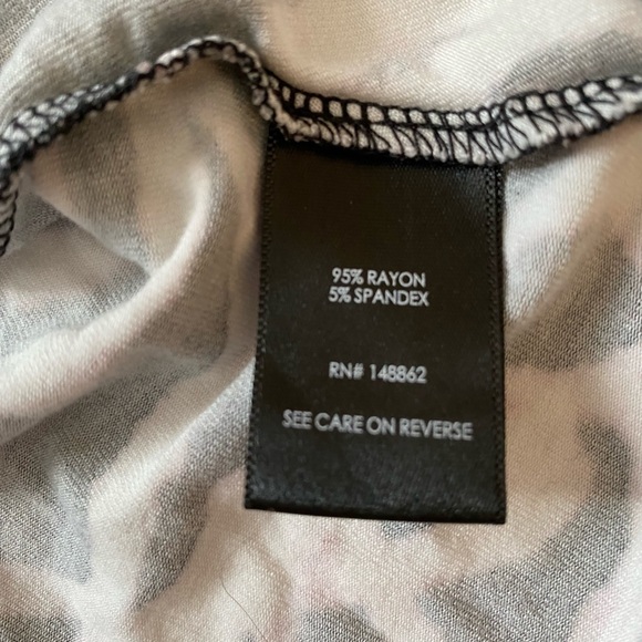 Floral Blouse - Picture 3 of 6